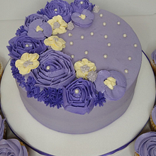Mi proyecto del curso: Flores de crema de mantequilla para cake design. Design, and DIY project by LUZ MARINA ARELLANO RAMIREZ - 04.05.2023