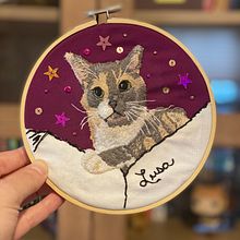 My project for course: Embroidered Pet Portraits: The Thread Painting Technique. Embroider, Naturalistic Illustration, and Textile Design project by Steph Auteri - 04.07.2023