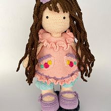 Mi proyecto del curso: Elaboración de muñecas amigurumi románticas Ein Projekt aus dem Bereich H, werk, Spielzeugdesign, Weben, Crochet, Amigurumi und Textildesign von Sara Pereda García - 05.04.2023