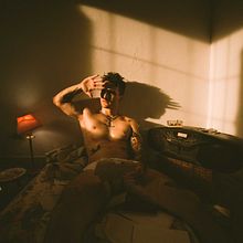 Mi proyecto del curso: Retrato fotográfico: de la dirección de arte al retoque. Un proyecto de Fotografía, Post-producción fotográfica		, Fotografía de retrato, Iluminación fotográfica, Fotografía artística y Fotografía en interiores de Cristian Lopez - 05.04.2023