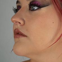 Mi proyecto del curso: Maquillaje profesional para sesiones de fotos. Film, Video, TV, Art Direction, Fashion Design, Fashion Photograph, and Portrait Photograph project by Alba Ruiz de Molina García - 04.10.2023