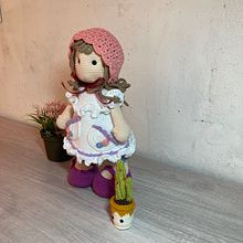 Mi proyecto del curso: Elaboración de muñecas amigurumi románticas. Un proyecto de Artesanía, Diseño de juguetes, Tejido, Crochet, Amigurumi y Diseño textil de Elizabeth Jaime - 10.04.2023