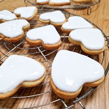 Mon projet du cours : Art culinaire : techniques d'aquarelle pour biscuits illustrés . % Vanessa Beeckman tarafından hazırlanan Geleneksel illüstras, Ve on projesi - 04.12.2023
