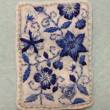 My project for course: Embroidery Techniques for Floral Patterns on Felt . Accessor, Design, Arts, Crafts, Pattern Design, Botanical Illustration, and Textile Design project by Olga Steinfeld - 04.12.2023