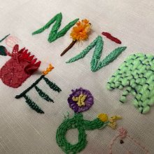 Mi proyecto del curso: Introducción al bordado en relieve. Bordado, e Design têxtil projeto de Debora Gutierrez - 14.04.2023