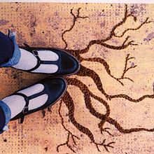 Raices. Photograph, and Embroider project by BELEN GAGO - 04.12.2023