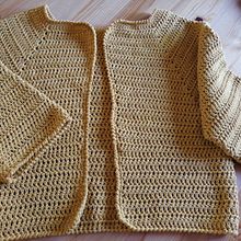 Mi proyecto del curso: Top-down: prendas a crochet de una sola pieza. Un projet de Stylisme, Art textile, DIY, Crochet , et Design textile de nicole_caneda - 17.04.2023