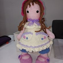Mi proyecto del curso: Elaboración de muñecas amigurumi románticas. Arts, Crafts, To, Design, Fiber Arts, Crochet, Amigurumi, and Textile Design project by Ana Mercedes Montoya Garcés - 04.14.2023
