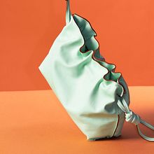 Bolso de piel. Accessor, and Design project by Flor Tregnaghi - 05.02.2021