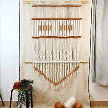 Il mio progetto del corso: Macramè: nodi semplici e complessi. Design de acessórios, Design de interiores, Decoração de interiores, Tecido, Macramê, e Design têxtil projeto de liliana_ch - 23.04.2023