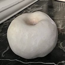 Studio clay ceramic apple. Arts, and Crafts project by Elaine Brett - 04.27.2023