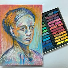 My project for course: Expressive Portrait Drawing with Soft Pastels. Traditional illustration, Fine Arts, Drawing, Portrait Drawing, and Artistic Drawing project by C.Ling Seo - 04.27.2023