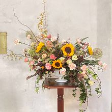 Mi proyecto del curso: Diseño y creación de composiciones florales. Un progetto di Interior design, Paesaggismo, Interior Design, DIY e Design floreale e vegetale di Norma Ferreira - 03.05.2023