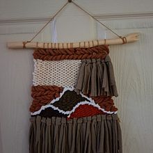 Mi proyecto del curso: Introducción al tejido en telar de bastidor. Een project van Ontwerp van accessoires,  Interieurdecoratie, Textiel, Weven y Textielontwerp van Hannia Mejía Soto - 13.05.2023