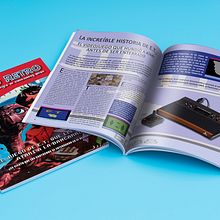 Diseño de revista "Mundo Retro".. Editorial Design project by Pedro Gardner - 05.18.2023