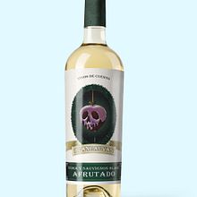 Rediseño de Vino "Blanca Uva". Design, Traditional illustration, and Advertising project by Iratxe Cuadrado - 05.21.2023