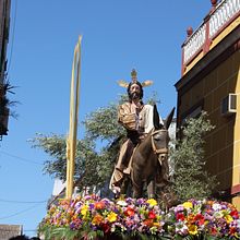 Santos y Imágenes. Un progetto di Fotografia e Fotografia digitale di jrodgar772 - 21.05.2023