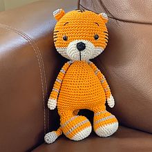 Mon projet du cours : Crochet : créez et personnalisez vos amigurumis. Arts, Crafts, To, Design, Fiber Arts, DIY, Crochet, Amigurumi, and Textile Design project by car_cloutier - 05.22.2023