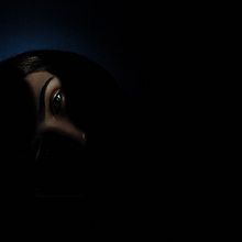 My project for course: Editorial Portraiture: Light and Creativity. Un progetto di Fotografia, Fotografia di moda, Fotografia di ritratto, Fotografia in studio e Fotografia digitale di Cem Aloglu - 22.05.2023
