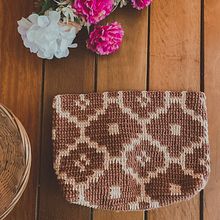 Mi proyecto del curso: Diseño de patrones en crochet: encuentra tu propio estilo. Un progetto di Design di accessori, Pattern design, Fiber Art, DIY, Uncinetto e Textile Design di Van - 24.05.2023