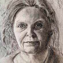 Artistic charcoal portraiture: creating atmosphere . Traditional illustration, Arts, and Crafts project by Sissel - 05.26.2023