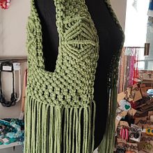 Il mio progetto del corso: Macramè: crea capi di abbigliamento unici. Accessor, Design, Arts, Crafts, Fiber Arts, Macramé, and Textile Design project by Sara Claretta Ardizio - 05.31.2023
