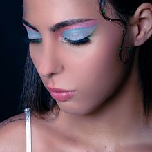 Il mio progetto del corso: Fotografia di bellezza. Photograph, Portrait Photograph, Studio Photograph, Digital Photograph, Photograph, Post-production, Photo Retouching, and Photographic Lighting project by Gianmario Masala - 03.20.2023