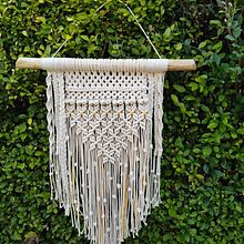 Mi proyecto del curso: Macramé: nudos básicos y complejos. Accessor, Design, Interior Design, Decoration, Fiber Arts, Macramé, and Textile Design project by Valeria Cano - 06.01.2023