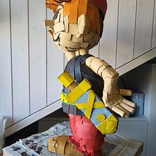 Cardboard Sculptures for Beginners - Spirousterix . Desain Karakter proyek oleh Renato Schmid - 06.03.2023