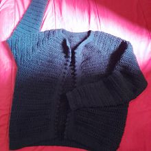 Mi proyecto del curso: Top-down: prendas a crochet de una sola pieza. Projekt z dziedziny Projektowanie mod,  Tkactwo, DIY, Sz, dełkowanie, Wzornictwo tekst i liów użytkownika Xinia Arias Quirós - 07.06.2023