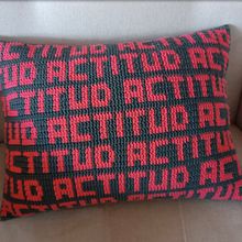 ACTITUD. Accessor, Design, Pattern Design, Fiber Arts, Crochet, and Textile Design project by Maite Hernández - 06.10.2023