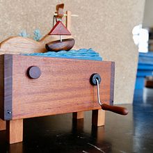 Meu projeto do curso: Autômatos de madeira: dê vida a esculturas com movimento. Un projet de Conception de personnages, Sculpture, Conception de jouets, Art toy , et Menuiserie de fernandobellia - 12.06.2023