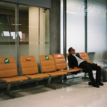 Inspired by Harry Gruyaert’s Last Call, Bangkok, Nov. 2024. Photograph, Outdoor Photograph, Documentar, and Photograph project by Krist Boonpilai - 06.13.2023