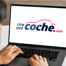 Conquecoche.com es un concesionario de vehículos multimarca ubicado en Cuenca y especializado en venta online.. Un proyecto de Diseño de logotipos, Br e ing e Identidad de Alejandro Prieto Jaime - 03.03.2019