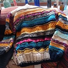 Mi proyecto del curso: Introducción al tejido de punto de prendas oversize. Un proyecto de Diseño de complementos, Diseño de moda, Tejido y Tejido de punto de Mimi Araya Canobra - 13.06.2021