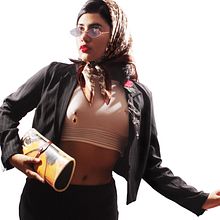 Mi proyecto del curso: Encuadres creativos para fotografía de moda. Photograph, Fashion Photograph, Portrait Photograph, and Studio Photograph project by Leticia Castillo - 06.18.2023