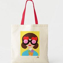 My project for course: From Illustrations to Merchandise: Market Your Artwork. Ilustração tradicional, Design gráfico, Marketing, Ilustração digital, e Business projeto de Monika Evstatieva - 17.06.2023