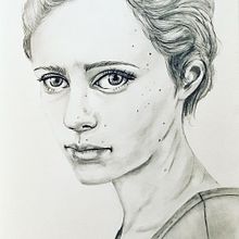 My project for course: Portrait Sketchbooking: Explore the Human Face. Esboçado, Desenho, Desenho de retrato, Desenho artístico, e Sketchbook projeto de Sally Van Nuys - 21.06.2023