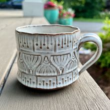 My project for course: Stamp Making for Textured Pottery. Projekt z dziedziny Craft,  Sztuki piękne,  Dekoracja wnętrz, Ceramika i DIY użytkownika lisacappello23 - 21.06.2023