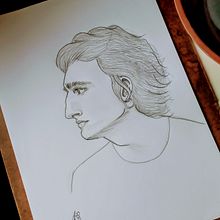 Meu projeto do curso: Caderno de retratos: explore o rosto humano. Un projet de Esquisse , Dessin, Dessin de portrait, Dessin artistique, Carnet de croquis et Illustration traditionnelle de Bibiana Tacques - 20.06.2023