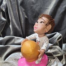 Mi proyecto del curso: Diseño y creación de un art toy: de la persona al personaje. Character Design, Sculpture, To, Design, Art To, and s project by Marisol Villaverde - 06.25.2023