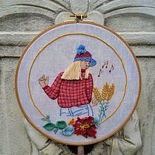 Mi proyecto del curso: Técnicas de bordado para crear peinados con volumen. Un progetto di Design di accessori, Costume design, Ricamo, Teoria del colore e Textile Design di Elena Rodríguez Fajardo - 26.06.2023