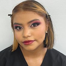 Mi proyecto del curso: Introducción a las técnicas profesionales de maquillaje. Projekt z dziedziny Kino, film i telewizja,  Manager art, st, czn, Projektowanie mod i  Fotografia mod użytkownika Lucía Otzoy - 27.06.2023