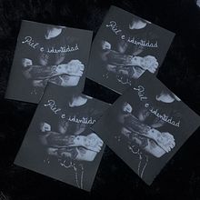 Fanzine "Piel e identidad" y productos. Design project by Catalina Julia Donoso - 07.01.2023