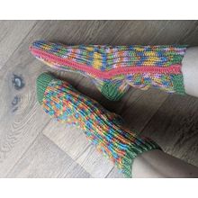 Mi proyecto del curso: Diseño y tejido de calcetines en crochet. Design de moda, Tecido, DIY, Crochê, e Design têxtil projeto de Alessandra Sichi - 03.07.2023