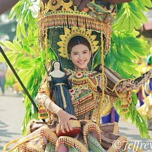 My project for course: Street Dancing at Zambales' Mango Festival. Un projet de Photographie numérique, Photographie extérieure , et Photographie documentaire de delfinjeffrey - 28.04.2023