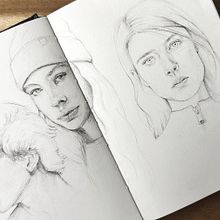 Mi proyecto del curso: Sketchbook de retrato: explora el rostro humano. Sketching, Drawing, Portrait Drawing, Artistic Drawing, and Sketchbook project by nicolette - 06.28.2023