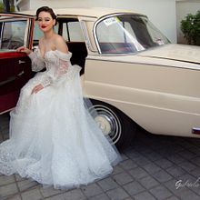 Foto moda nupcial Ein Projekt aus dem Bereich Fotografie, Bildbearbeitung, Fotoretuschierung, Modefotografie, Porträtfotografie, Portfolioverwaltung, Artistische Fotografie, Außenfotografie und Werbefotografie von Laura Gabriela Dueñas Medeles - 01.07.2023