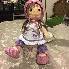 Mi proyecto del curso: Elaboración de muñecas amigurumi románticas. Arts, Crafts, To, Design, Fiber Arts, Crochet, Amigurumi, and Textile Design project by Elia Arriagada - 07.07.2023