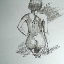 Mein Abschlussprojekt für den Kurs: Einstieg ins Aktzeichnen mit Kohle. Fine Arts, Drawing, Realistic Drawing, and Figure Drawing project by silke_mehring - 07.09.2023